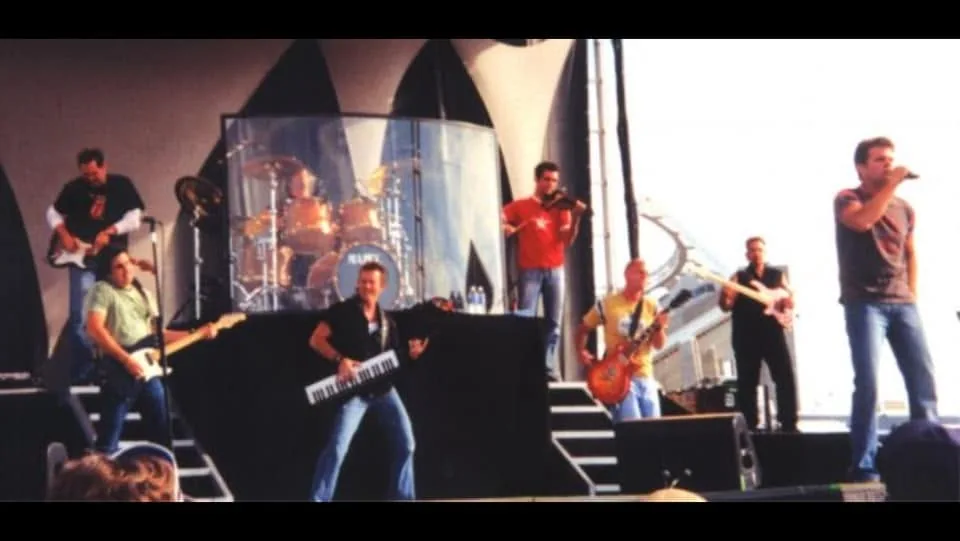 Lonestar — On Tour